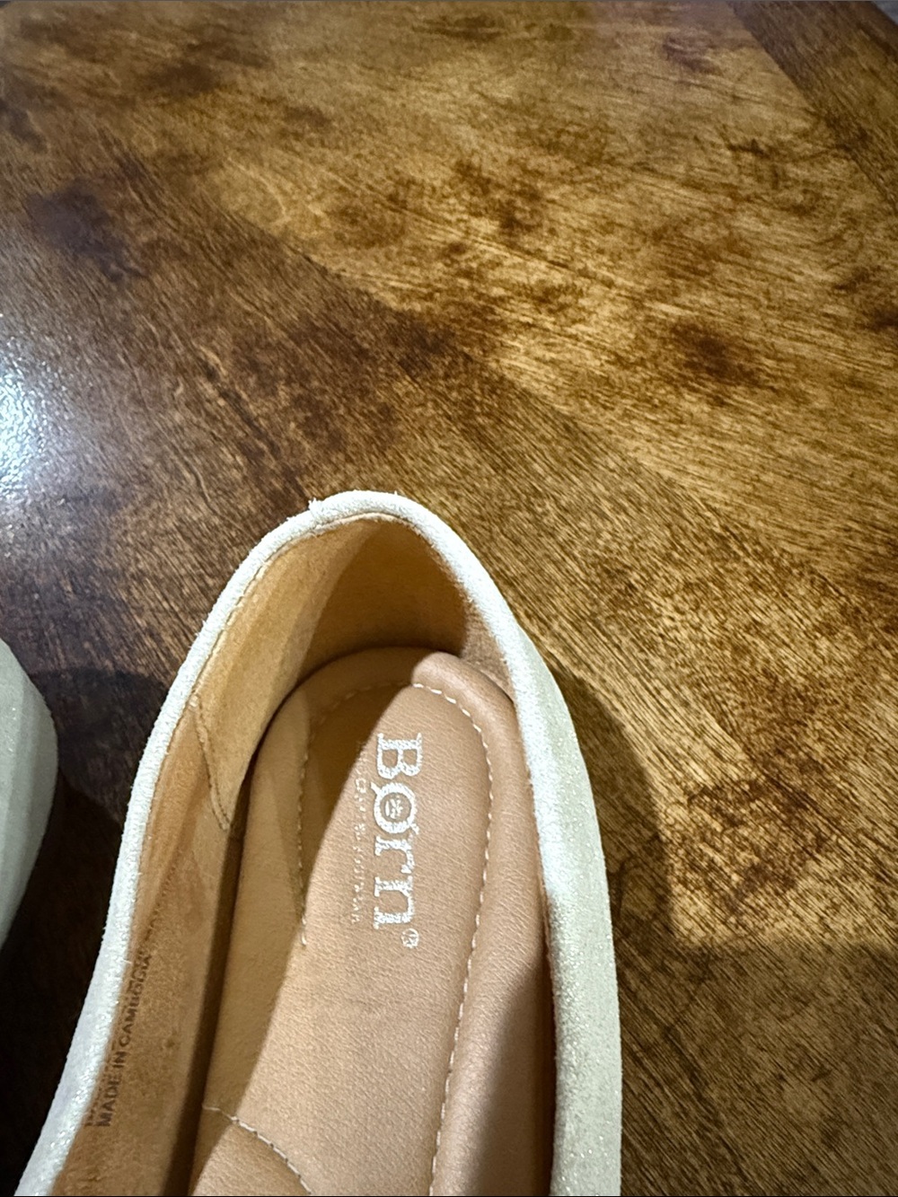 Born Ivory Floral Applique Ballet Flats - Picture 2 of 3